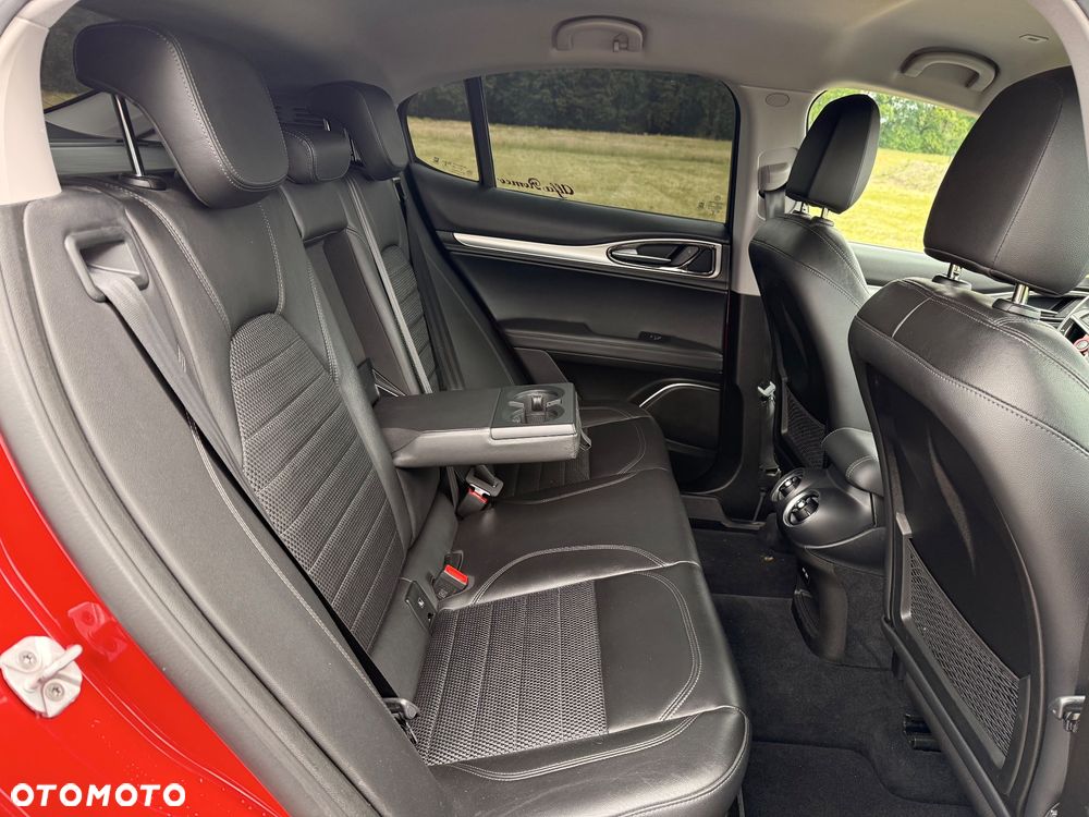Alfa Romeo Stelvio 2.2 JTDM Q4 - 21