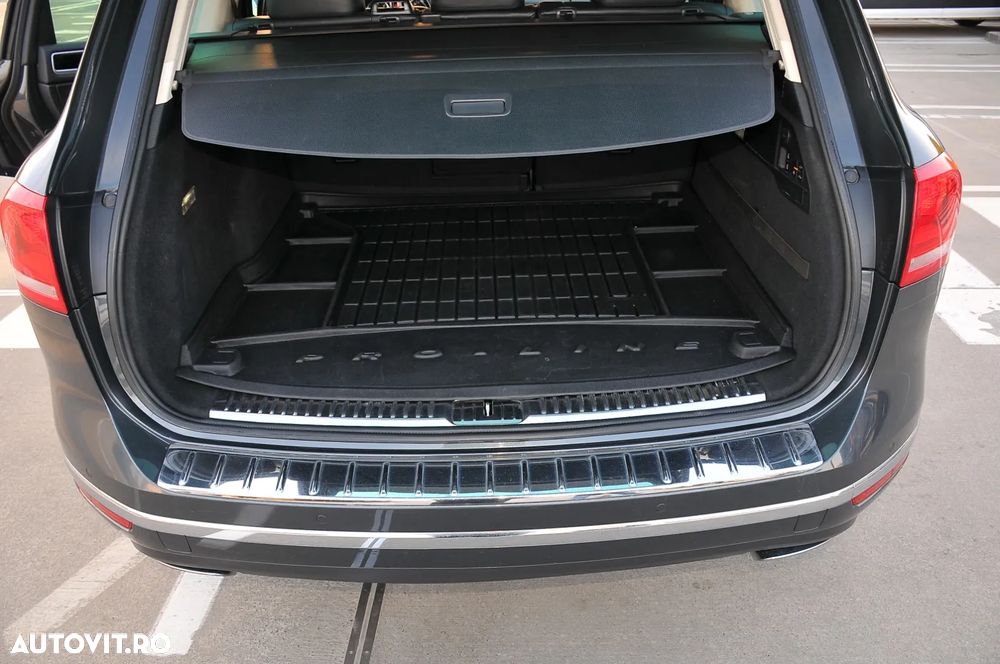 Volkswagen Touareg - 28