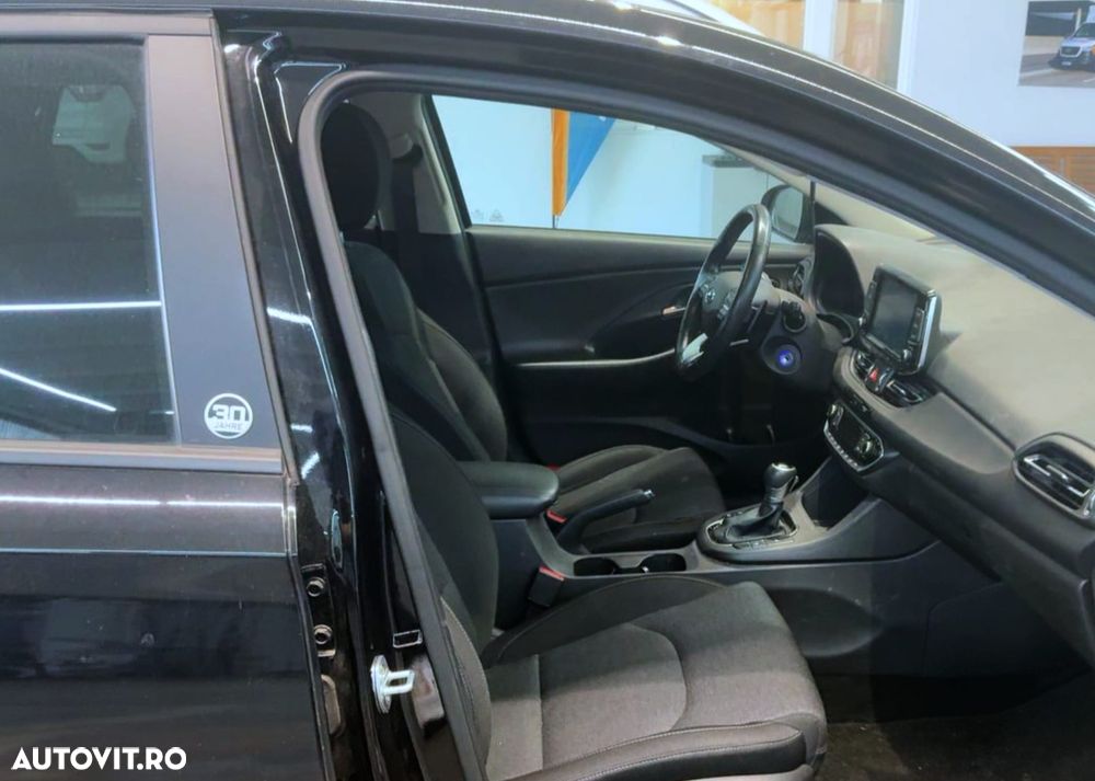 Hyundai i30 1.6 CRDI DCT EDITION 30 - 5