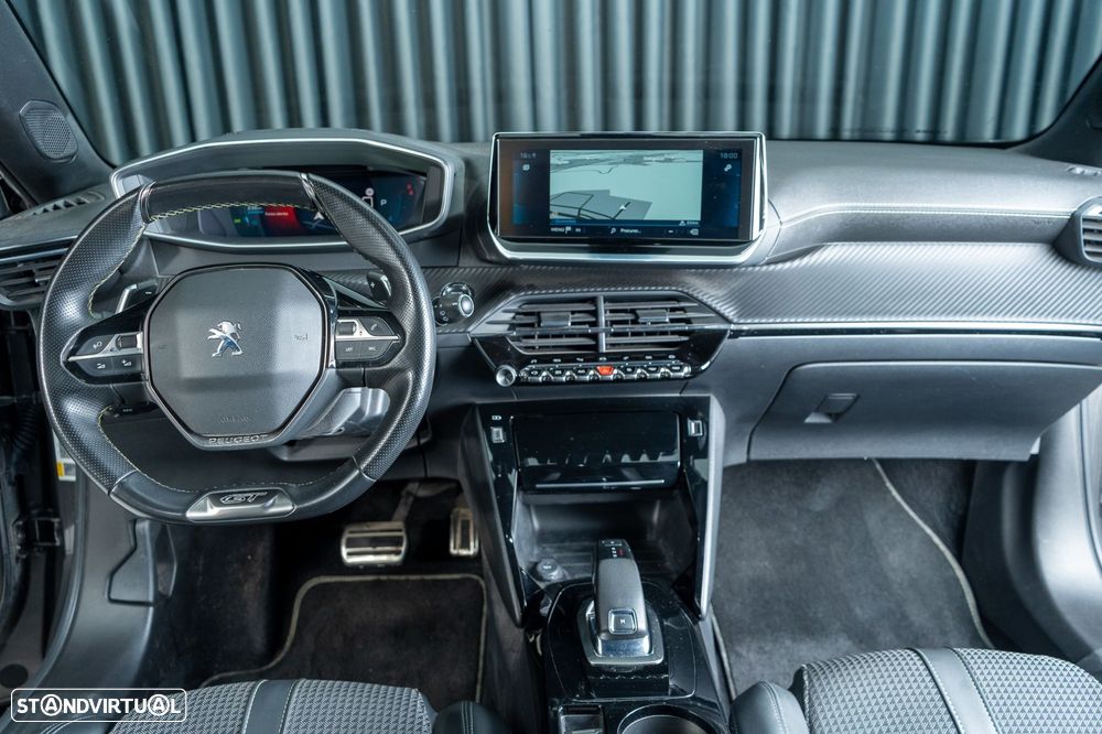 Peugeot 2008 1.5 BlueHDi GT Line EAT8 - 11