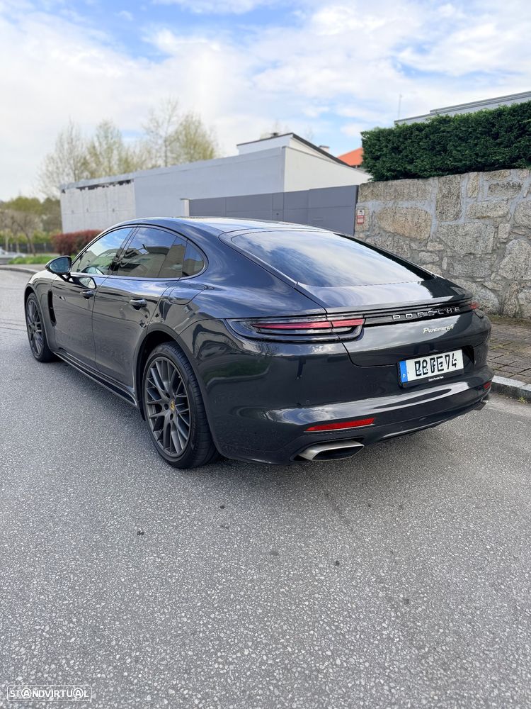 Porsche Panamera 4 E-Hybrid - 7