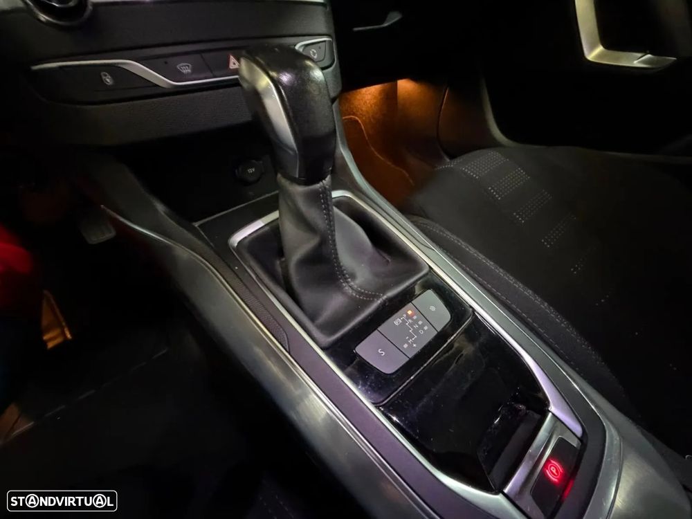 Peugeot 308 - 17