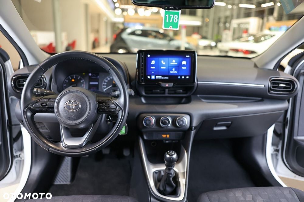 Toyota Yaris - 6