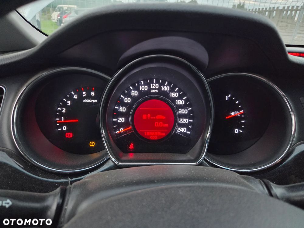 Kia Ceed 1.6 CRDi M - 4