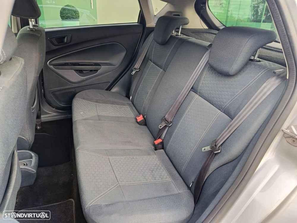 Ford Fiesta 1.4 TDCI Titanium - 17