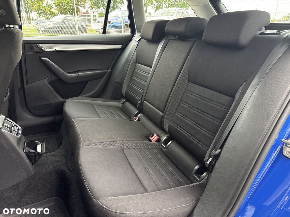 Skoda Octavia 1.6 TDI SCR Ambition - 13
