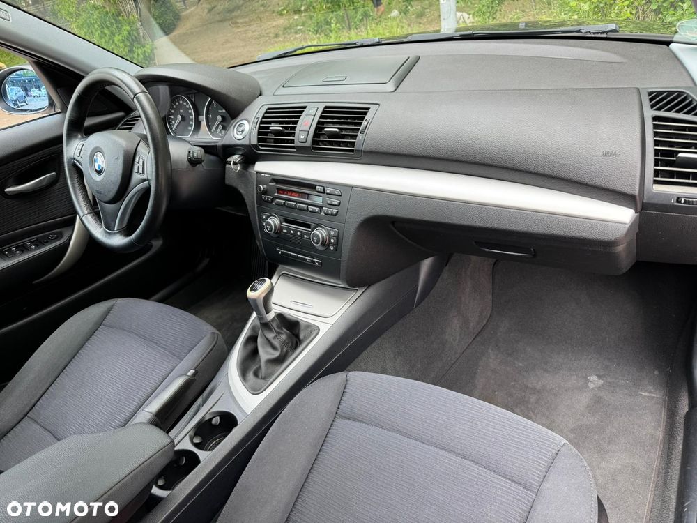 BMW Seria 1 118d - 14