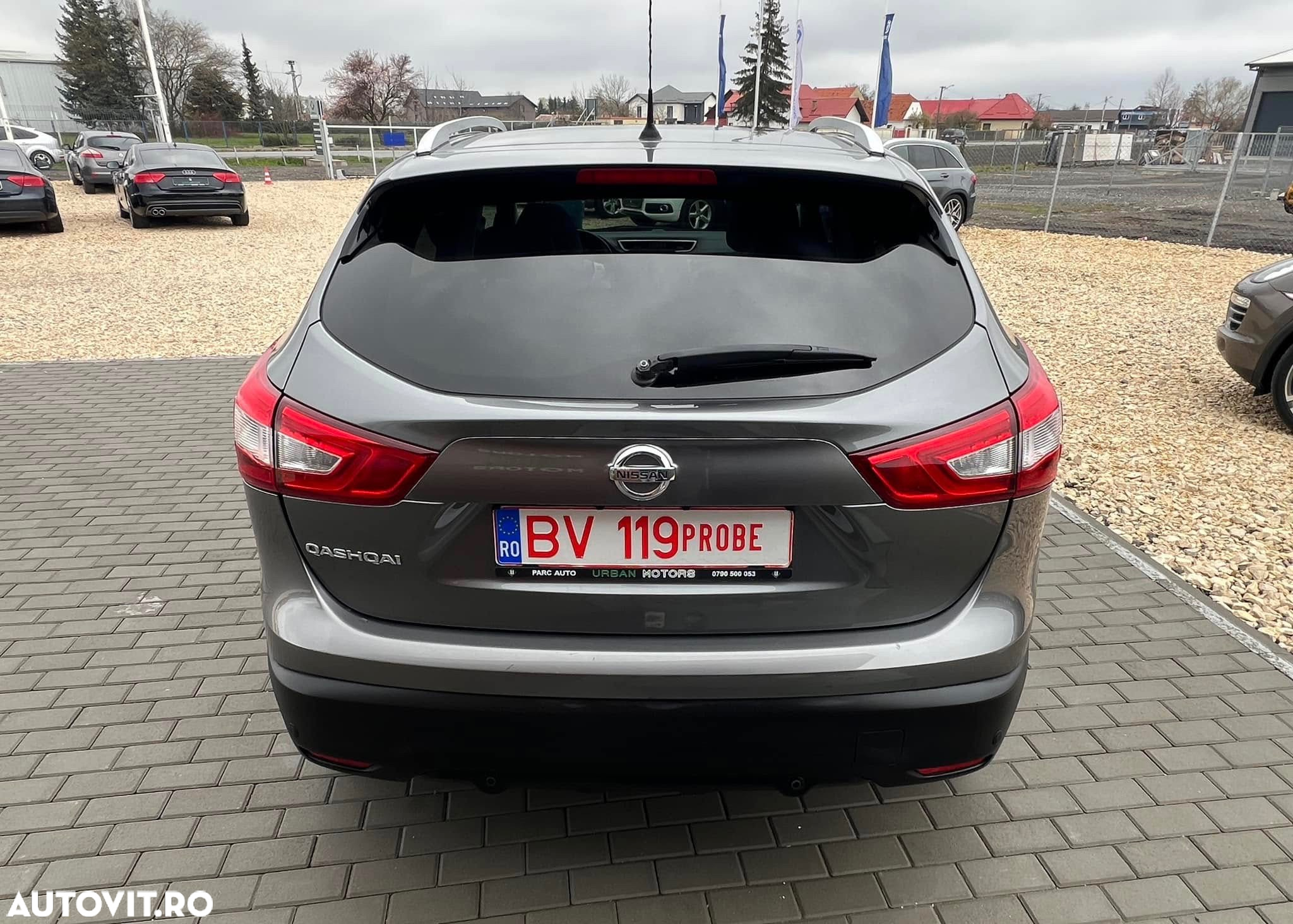 Nissan Qashqai 1.6 DCI Start/Stop X-TRONIC Tekna - 13
