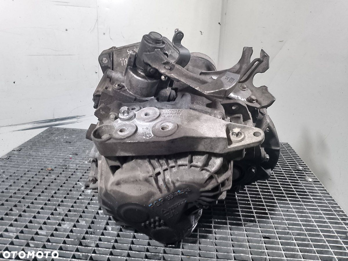 SKRZYNIA BIEGÓW MANUALNA FIAT GRANDE PUNTO M32  55192042 1.3 MULITIJET - 4