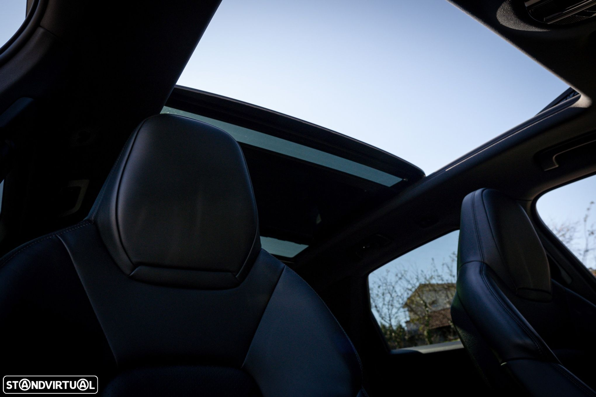 Porsche Cayenne Platinum Edition - 10