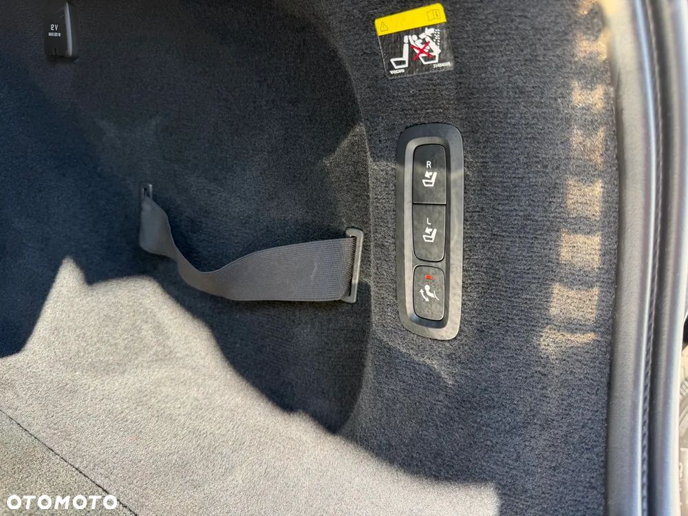 Volvo V90 D4 AWD Geartronic Inscription - 37