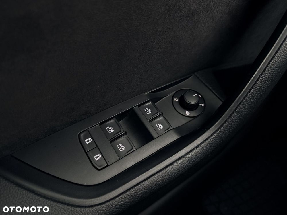 Skoda Superb 2.0 TSI Sportline DSG - 21