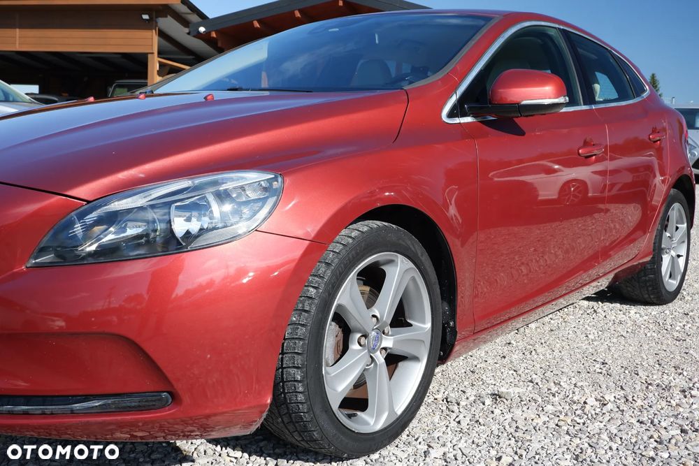 Volvo V40 D2 Momentum - 37