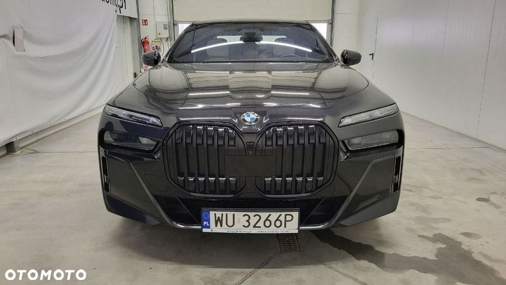BMW Seria 7 - 2