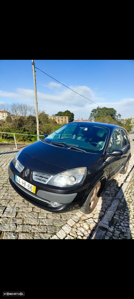 Renault Scénic 1.5 dCi Confort - 2