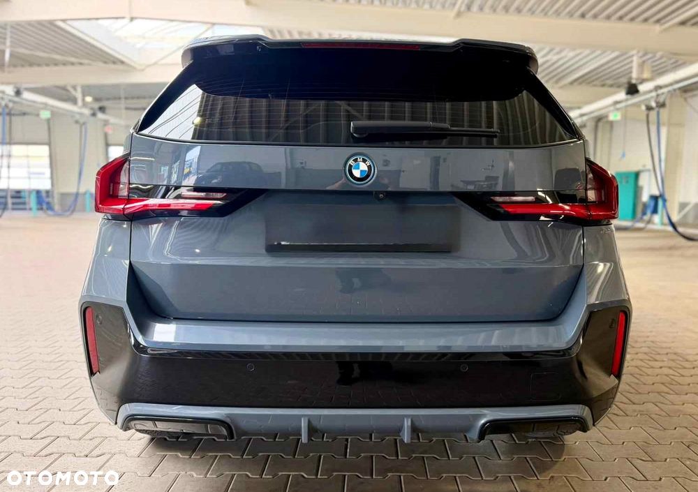 BMW X1 xDrive25e M Sportpaket - 8