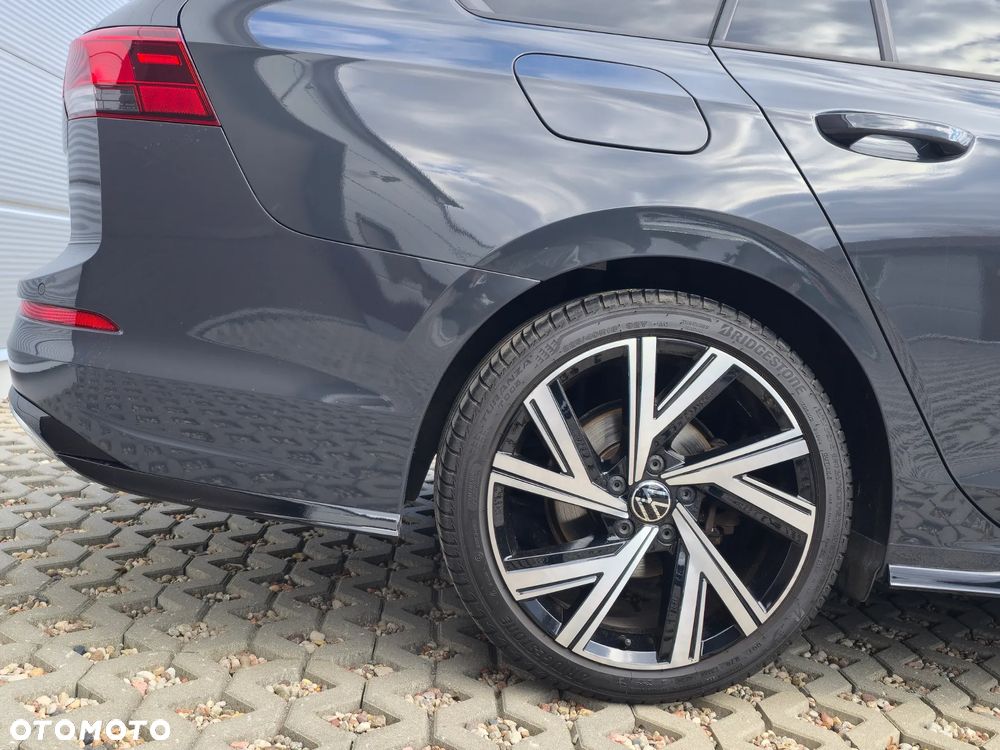 Volkswagen Golf 1.5 eTSI OPF DSG R-Line - 7