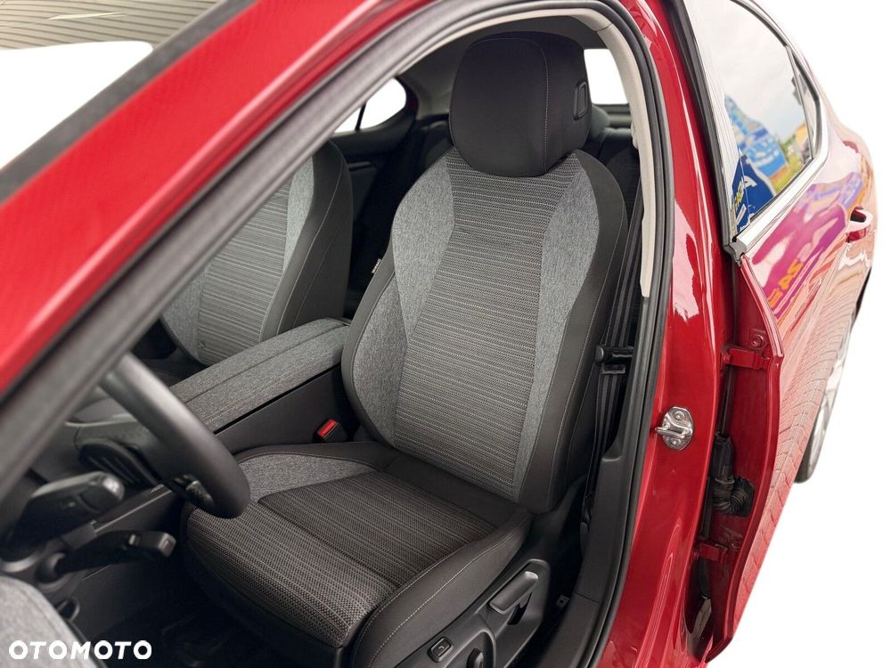 Skoda Superb 1.5 TSI mHEV Selection DSG - 24