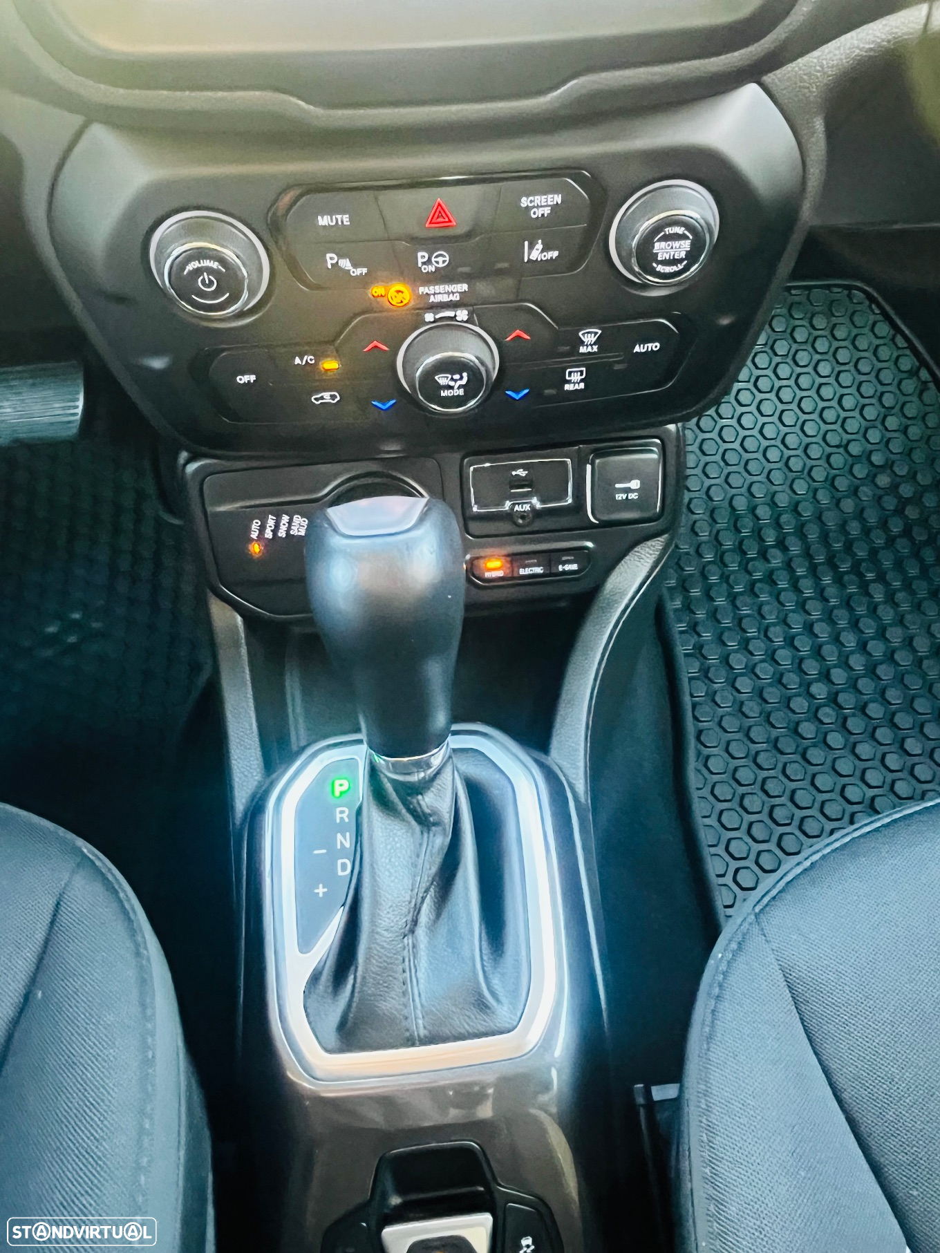 Jeep Renegade 1.3 TG 4Xe Limited - 48
