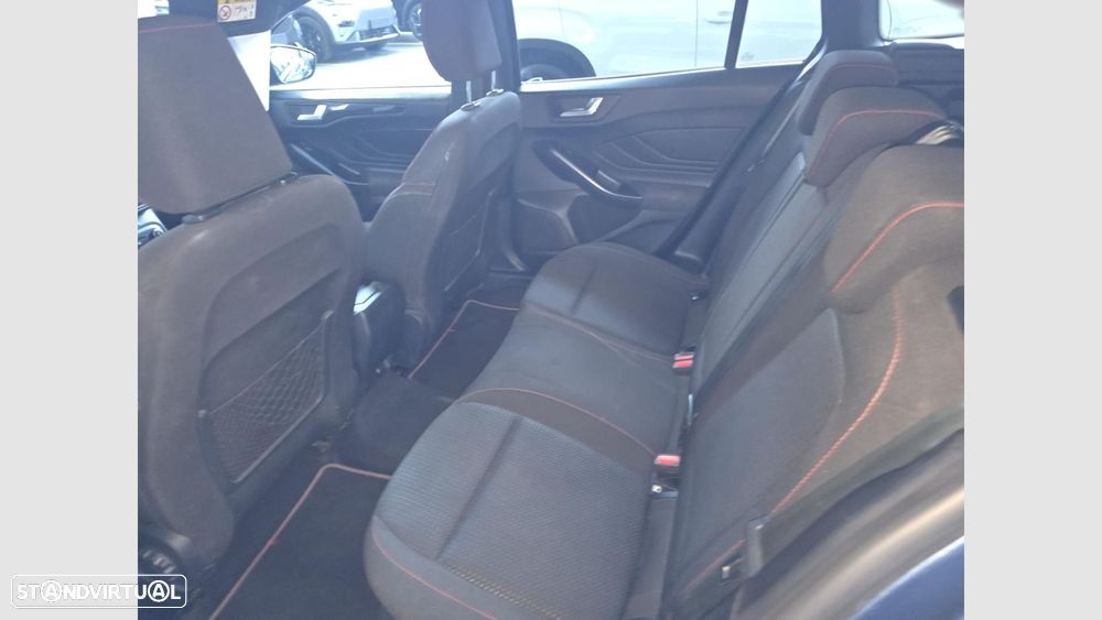 Ford Focus SW 1.0 EcoBoost ST-Line X - 7