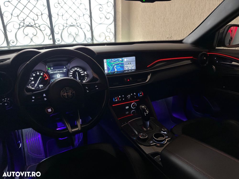 Alfa Romeo Stelvio 2.9 V6 Turbo AWD AT8 Quadrifoglio - 22