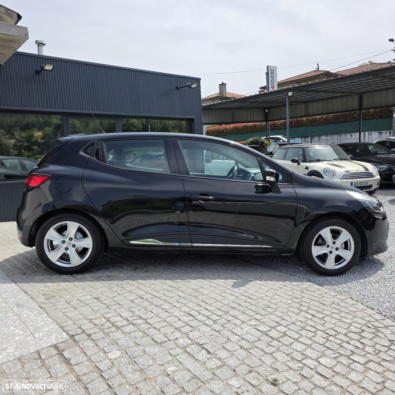 Renault Clio 0.9 TCE Dynamique S - 11