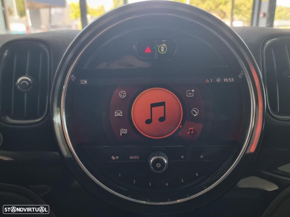 MINI Countryman Cooper SE ALL4 Auto - 37