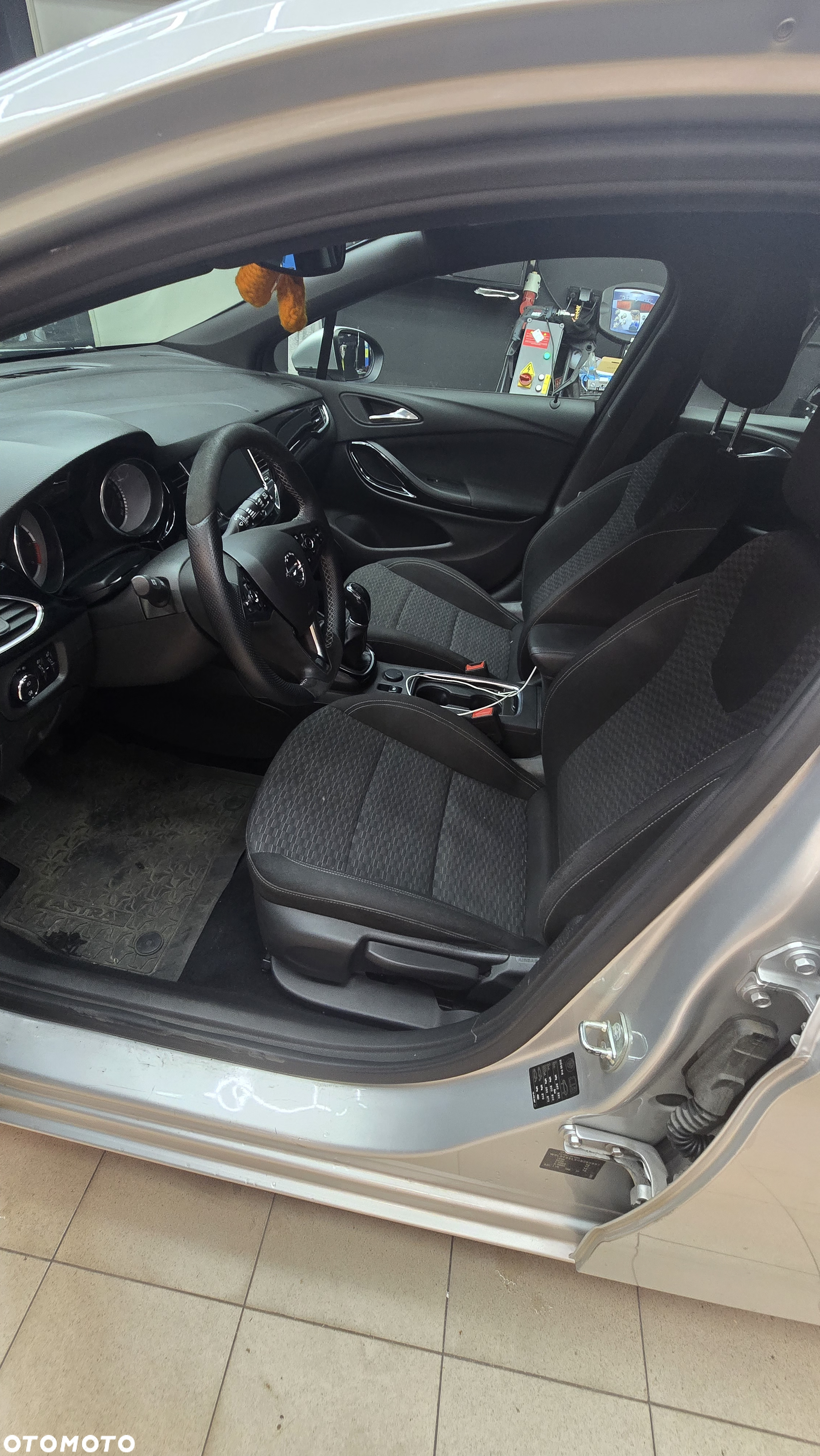 Opel Astra V 1.6 CDTI Elite S&S - 19