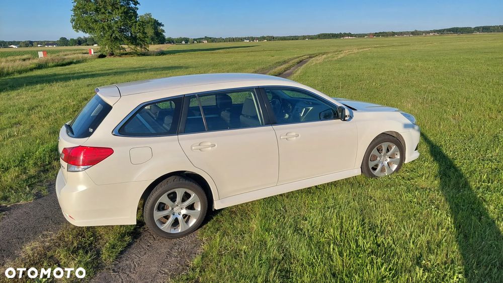 Subaru Legacy 2.0i Trend AT - 6