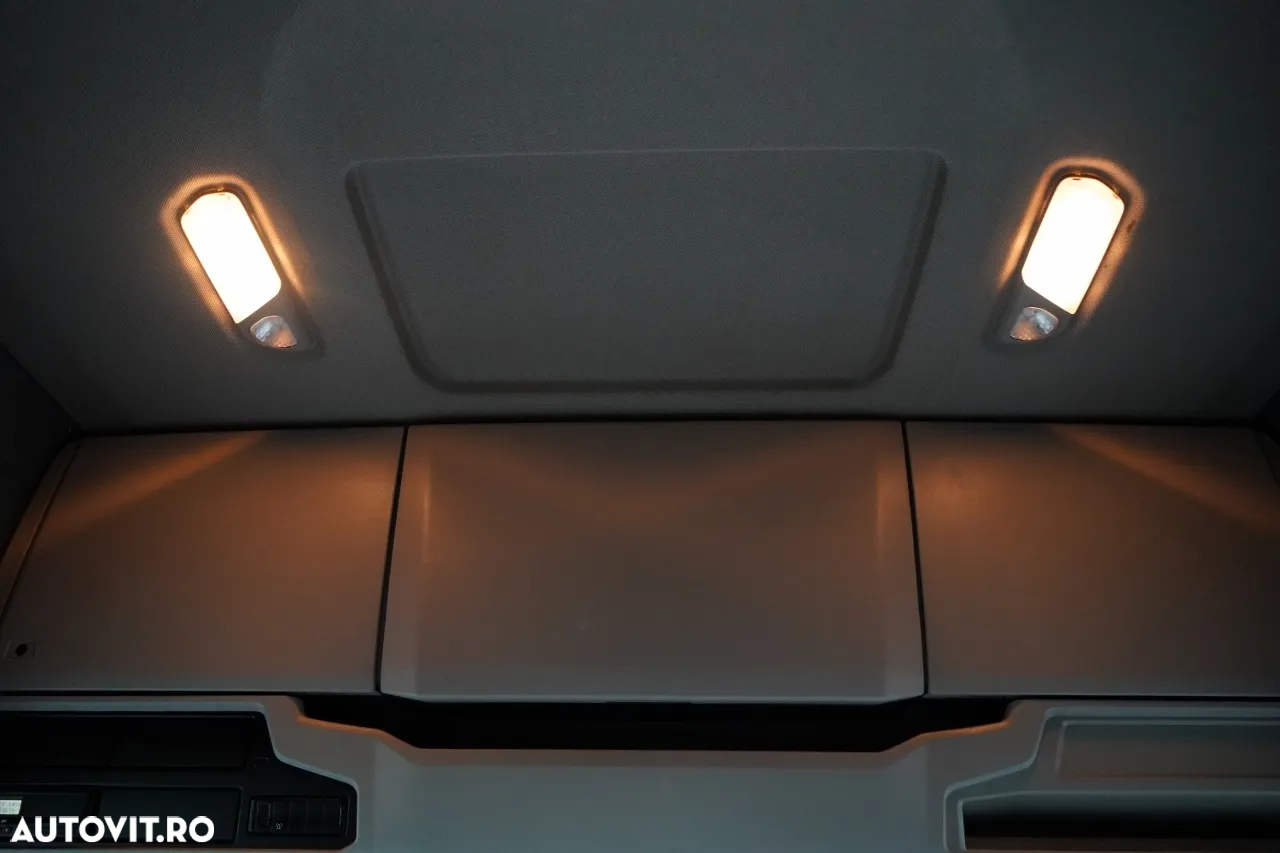 Scania R 520 / V8 / SISTEM HIDRAULIC / RETARDER / RĂCIRE ​​I-PARK / FULL AIRMATIC / ANVELOPE 100% / CONTRACT POST-SERVICE / IMPORTAT - 35