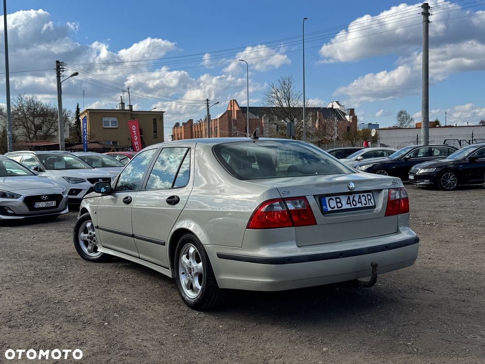 Saab 9-5 2.3T Linear Griffin Edition - 12