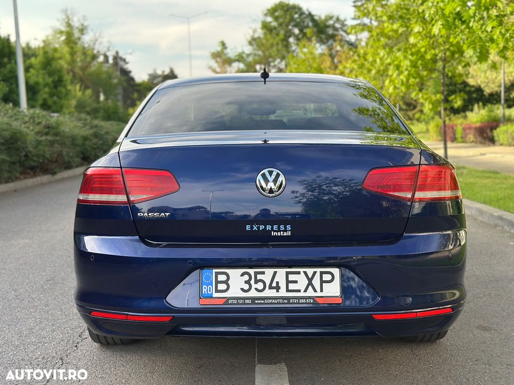 Volkswagen Passat 2.0 TDI SCR DSG Comfortline - 15