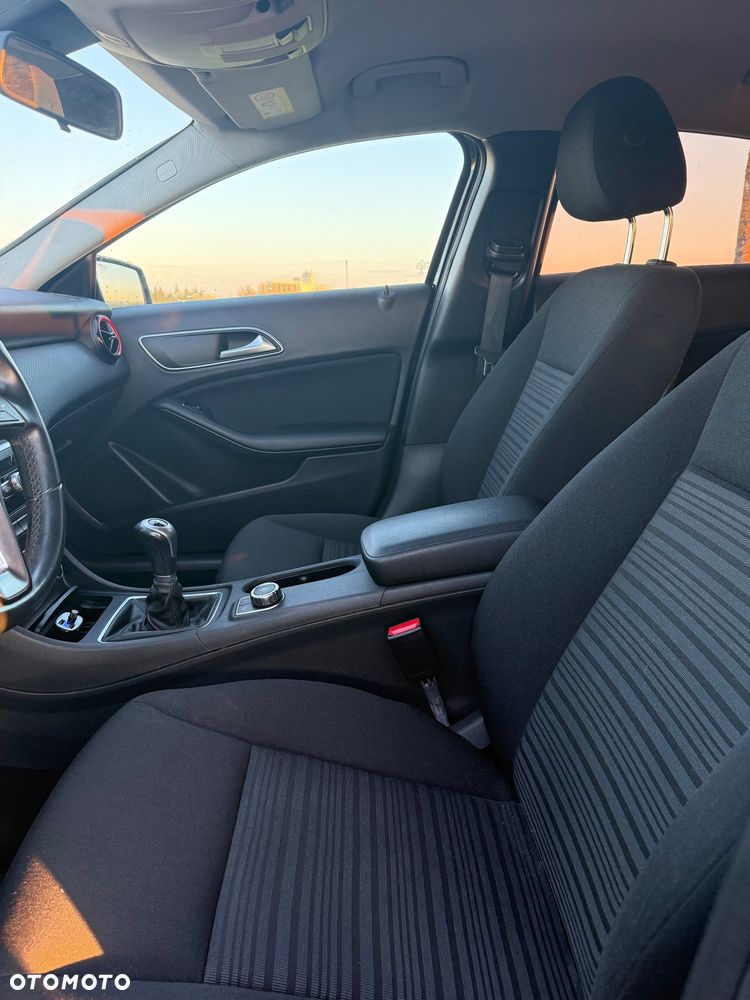 Mercedes-Benz Klasa A 160 CDI AMG Line - 17