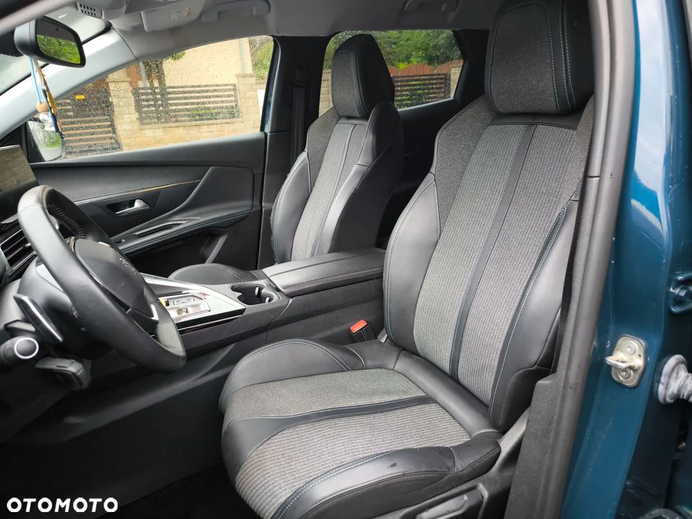 Peugeot 3008 1.2 PureTech GPF Allure S&S EAT8 - 6