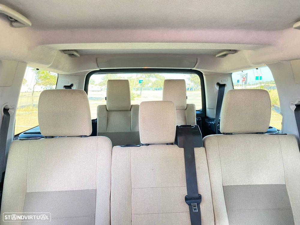 Land Rover Discovery 2.7 TD V6 S Auto. - 10