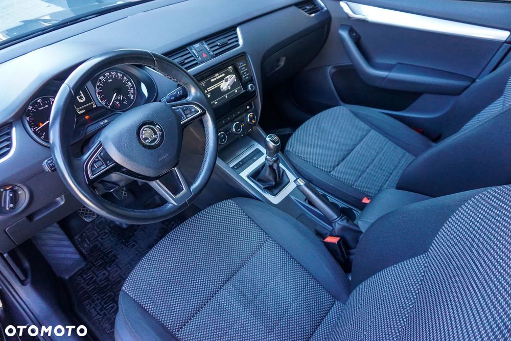 Skoda Octavia 1.8 TSI Ambition - 25