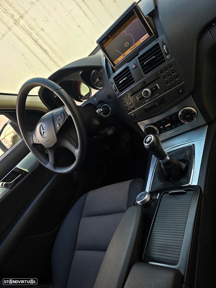 Mercedes-Benz C 220 CDi Avantgarde BlueEfficiency - 46