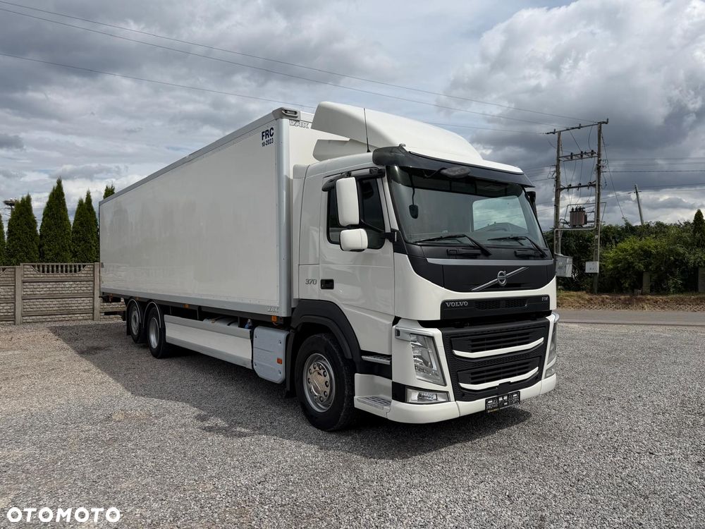 Volvo FM 370 / 6x2 / Chłodnia / Winda / - 7