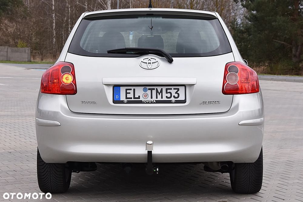 Toyota Auris 1.6 Luna - 6