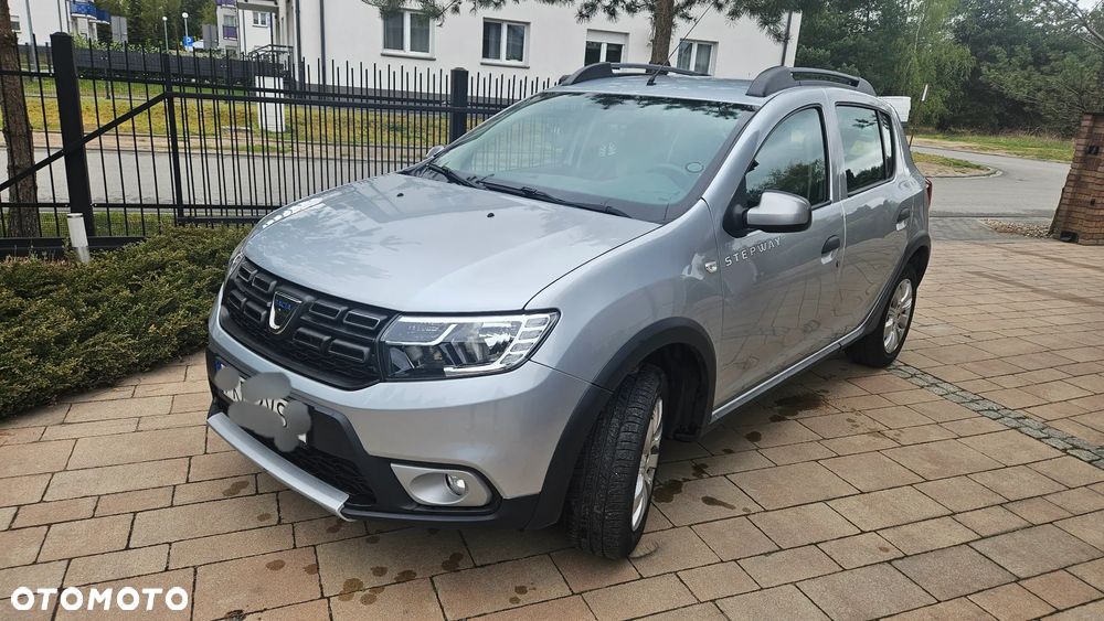 Dacia Sandero 0.9 TCe SL Celebration S&S - 1