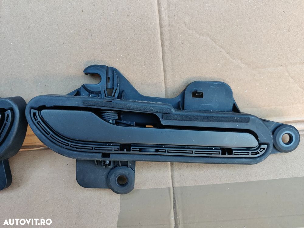 Maner deschidere usa portiera stanga dreapta TESLA Model 3 si Y 1780885-00-A / 1780884 - 2