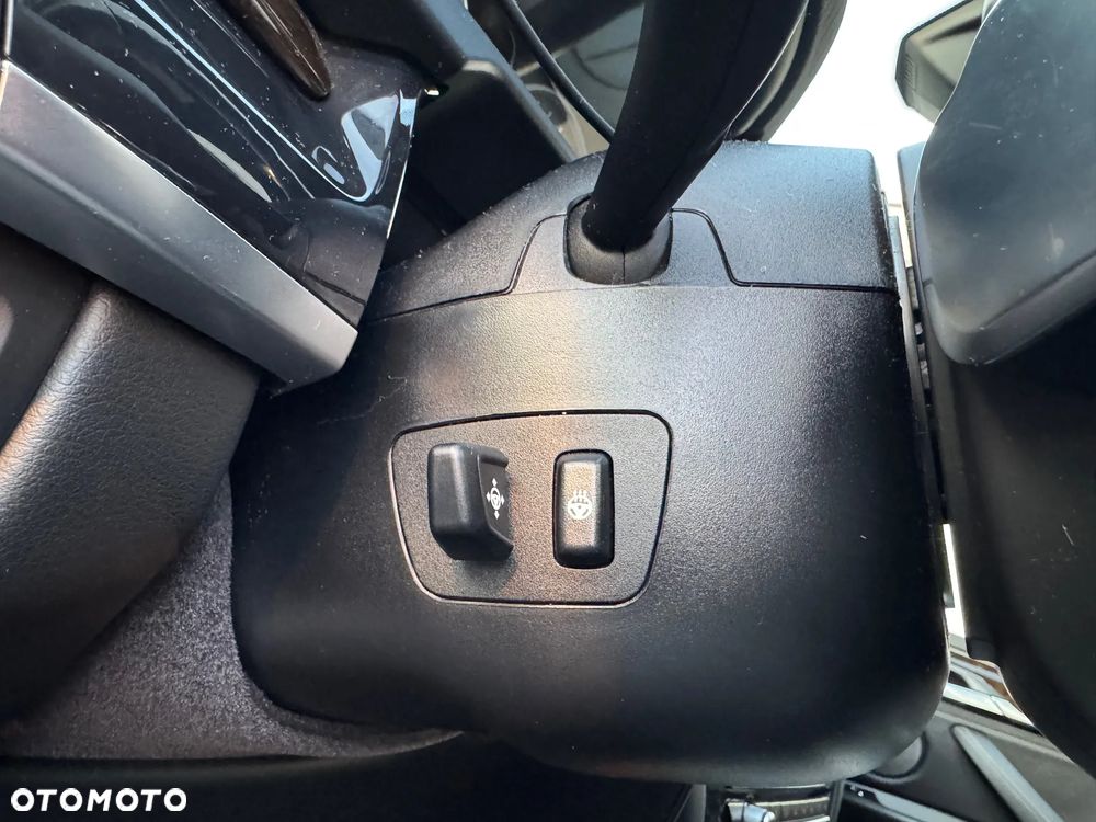 BMW X5 xDrive50i Sport-Aut - 8