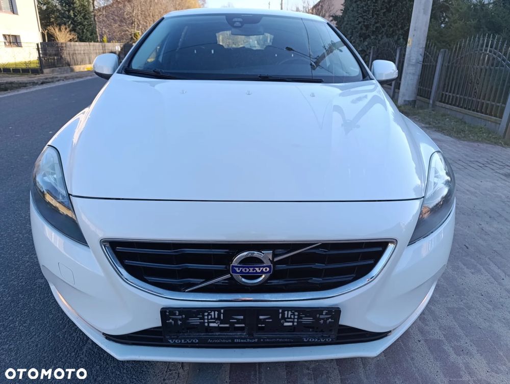 Volvo V40 D3 You - 32