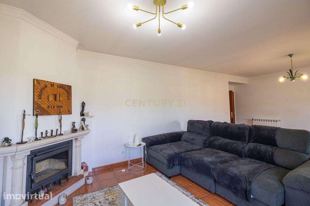 Apartamento T3 no coração da vila de Arganil - Grande imagem: 3/20