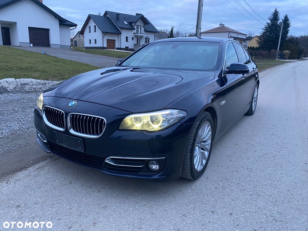 BMW Seria 5 520d Luxury Line - 1