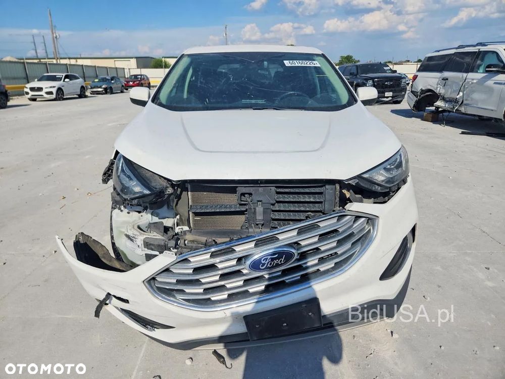 Ford Edge - 7