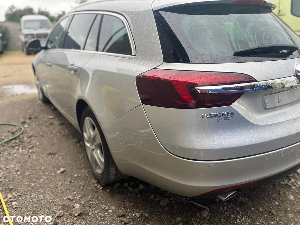Opel Insignia 2.0 T Cosmo - 11