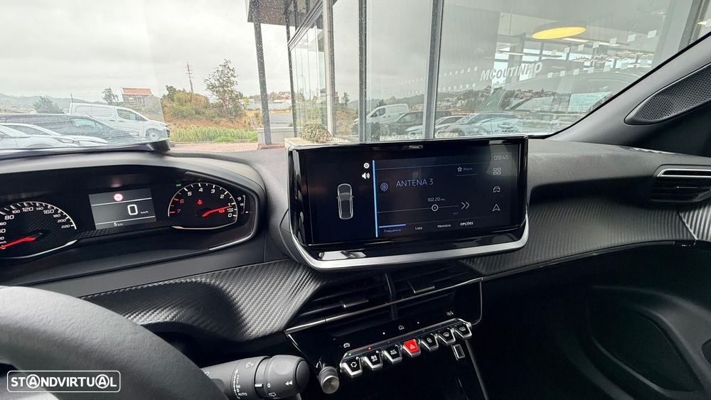 Peugeot 2008 1.2 Edition - 8