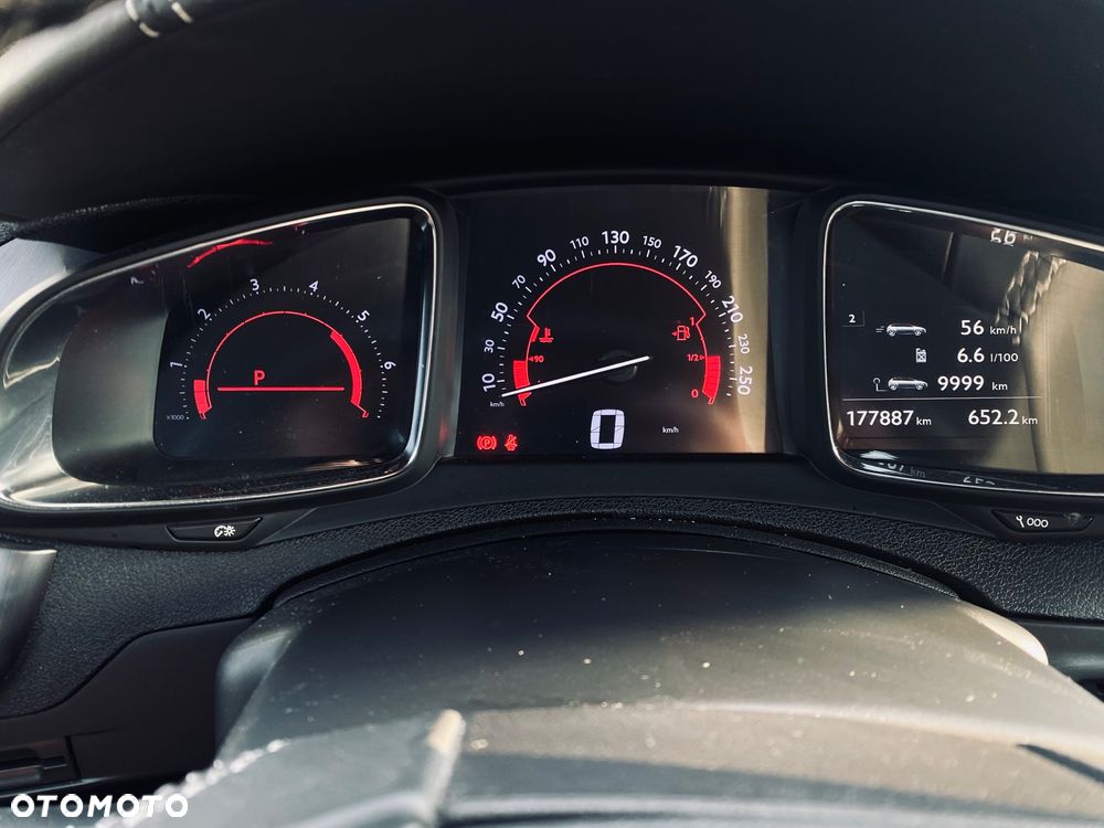 DS Automobiles DS 5 - 12