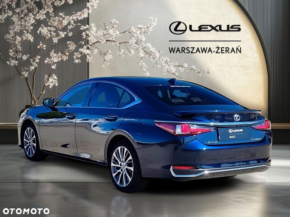 Lexus ES 300h Business Edition - 5